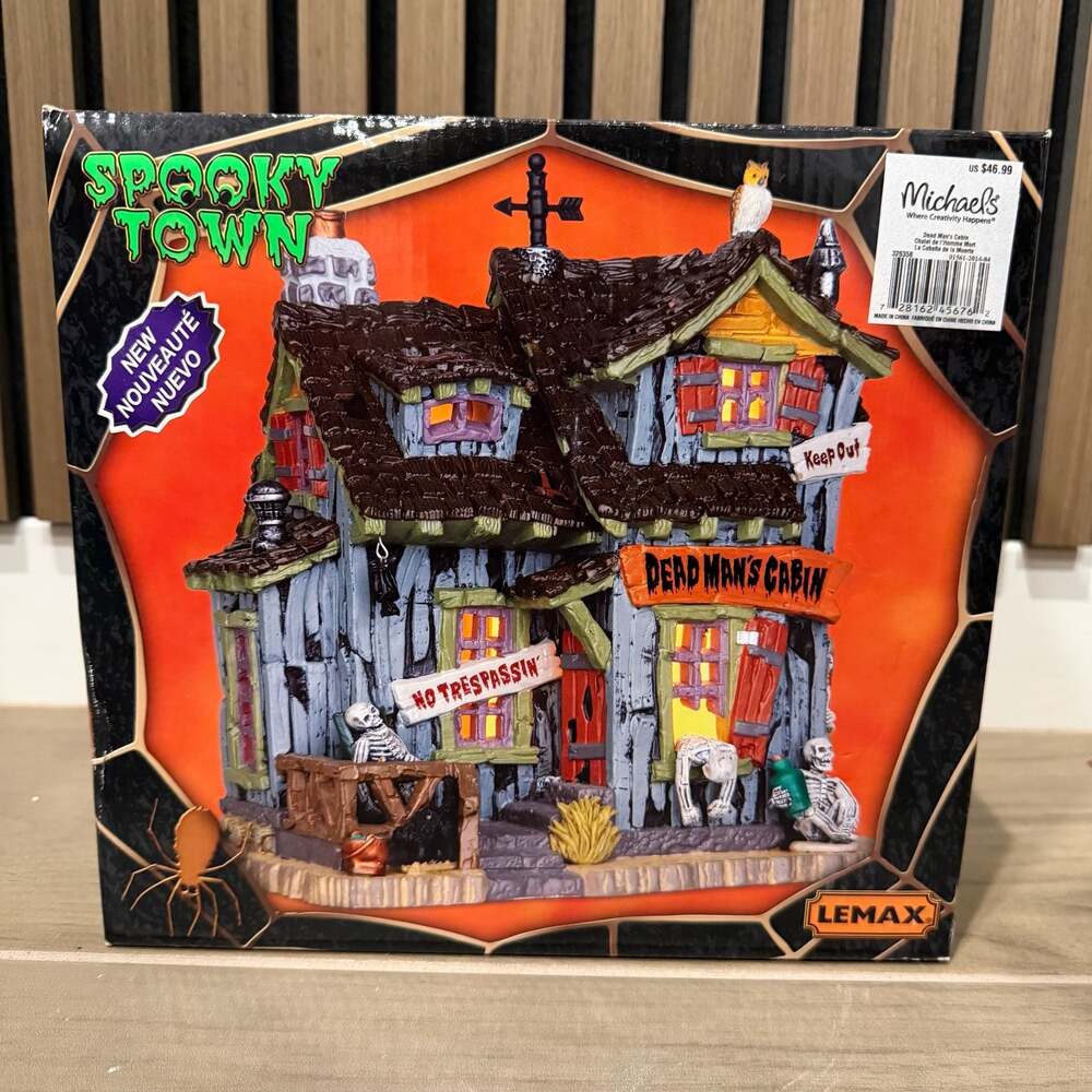 Lemax Spooky Town Dead Man's Cabin Lighted Building #45676